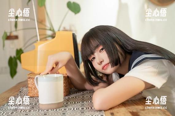 爆机少女喵小吉的白裙：私房图包让另外60%的人拼命崩溃下线！