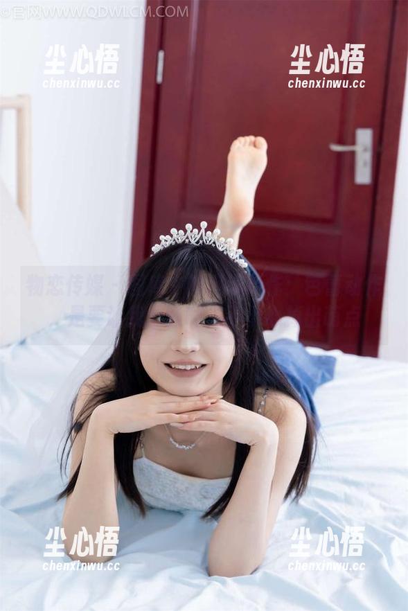 物恋传媒 - 图库中的泡泡新作：芭蕾动作，是要让我心颤啊，不小心掉出萌点