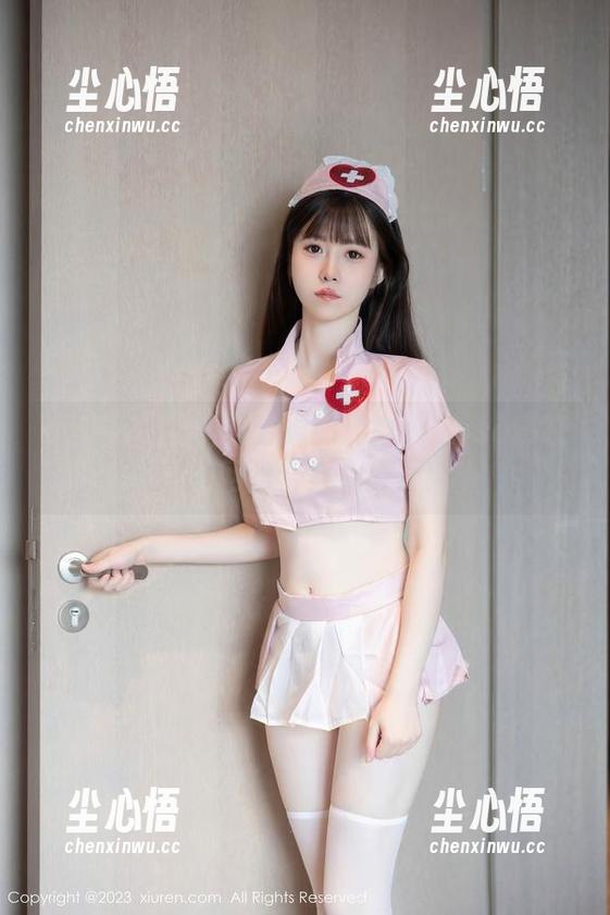 秀人网 - 蕾丝与云端的秘密：Elise谭晓彤的网盘合集大公开！