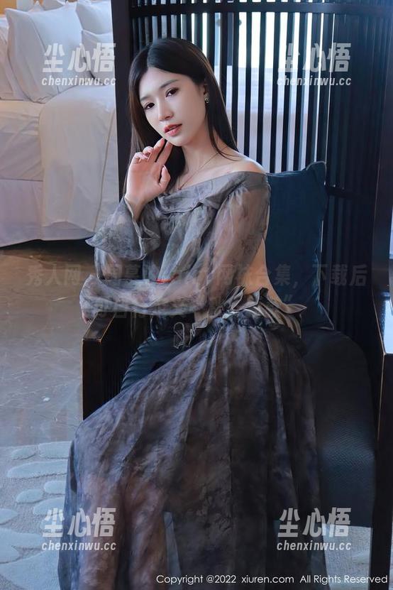 秀人网-周慕汐fairy 秀人网 - 周慕汐fairy网袜合集,下载后可自行定义“秋冬新款”