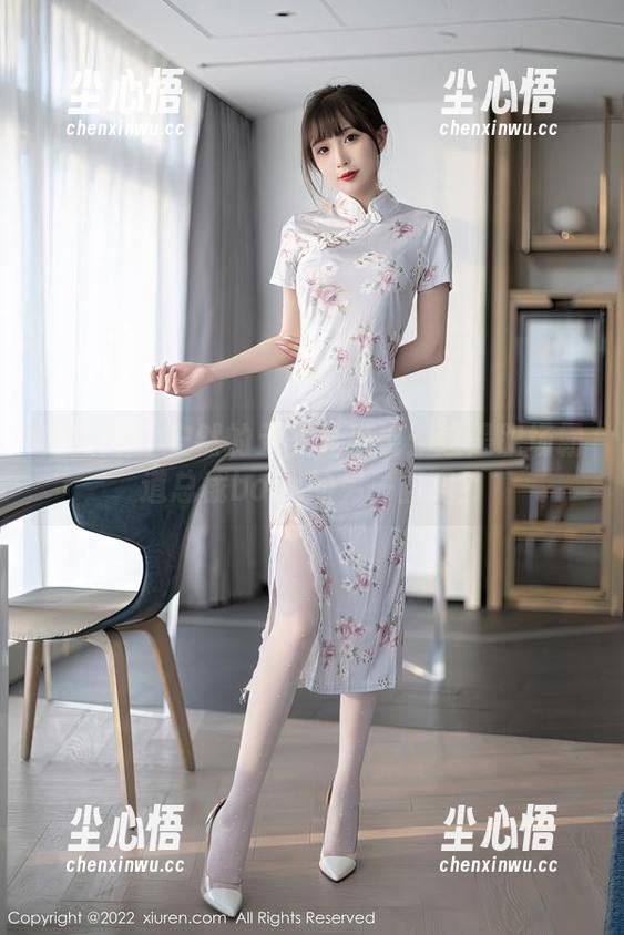 秀人网 - 安然的无圣光表现：这是职场霸道总裁boss的另一面吗？