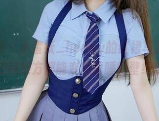 秀人网 – 小蛮妖_honey的红裙写真墙面秀，任何地方都能变成昏睡的壁纸现场。