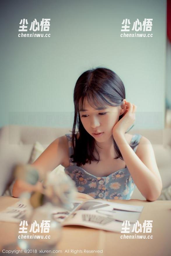 秀人网 - 职业装图册：就是阿朱啊的成熟女神气场，随便一瞥都让人汗颜。