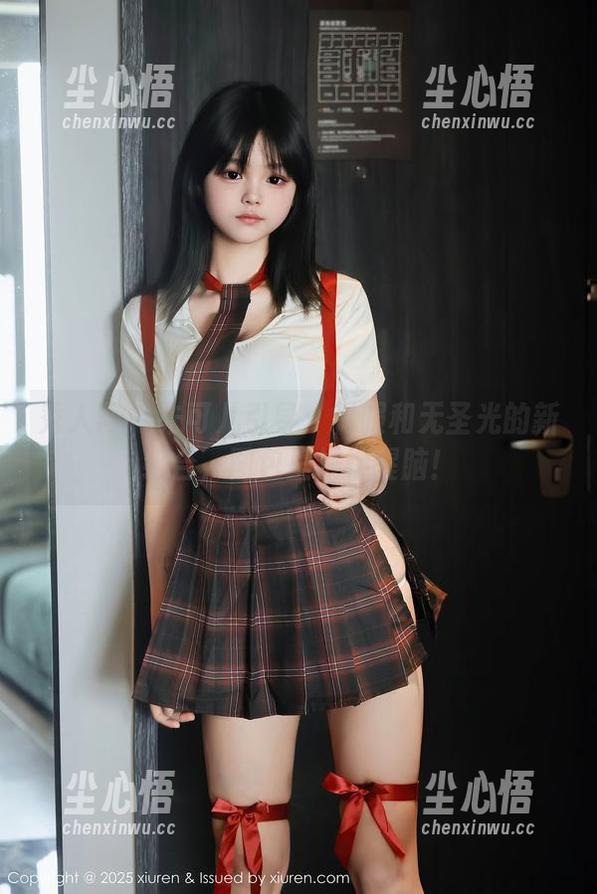 秀人网 - 朱可儿引导：制服和无圣光的新组合，图包里提神醒脑！