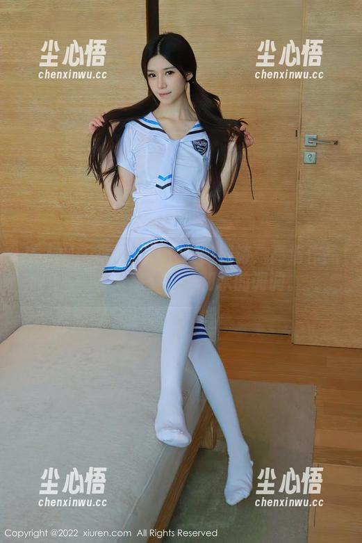 秀人网 - 李丽莎海边的田园诗：高清作品集，快来感受沙子和水的调调。
