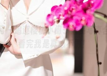 秀人网 – 追逐樱桃小阑子油亮写真合集，看完我是真心不服！