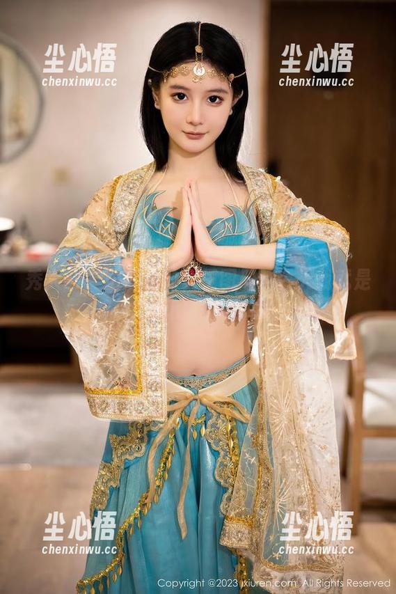 秀人网 - 田冰冰的女王图册：今天我就是潮流的发布会哦