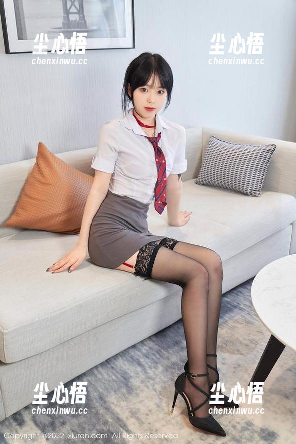 秀人网 - 萌白酱带你去旅行：美图与壁纸的完美混搭，看了一口干饭！
