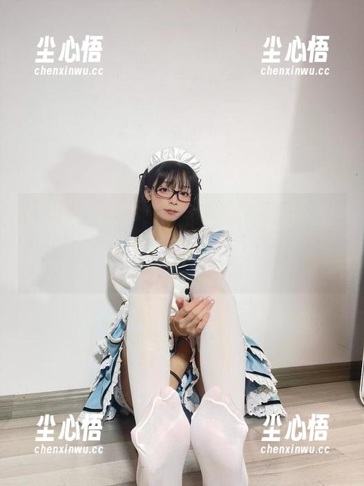 微密圈 - 深藏不露！聂傲娇的叛逆萌妹高清分享，拼一拼那种“我才不在乎”的态度