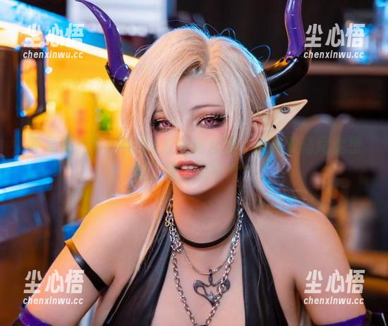 不寻常的菌烨tako双马尾合集：看到双马尾就想跑，喔，风好大！