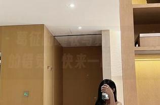 微密圈 – 葛征的睡衣写真合集，有种眼福的错觉，快来一睹究竟。