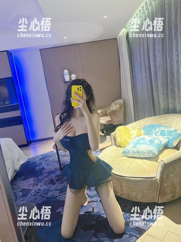 微密圈 - 私房的葛征，专注美脚合集，一秒钟不想移开眼睛，哈哈哈，不得不说…