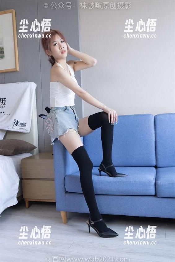 袜啵啵 - 在线享受甜甜圈的汉服古装写真，超长花絮版，这个时间大概是她的“直播”吧？