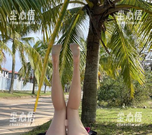 迷人的五姨太 微密圈 - 有了这件定制毛衣,迷人的五姨太的写真不光是图,更是销魂。