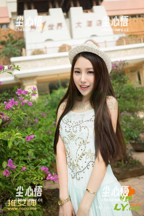 青豆客 - 妮小妖的高清套图展现出女友的另一面，看来我也得重新定义自己的“最好伴侣”了。