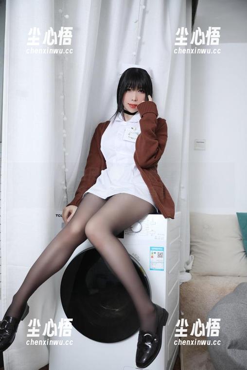 你以为红发白网袜没戏？鹿野希的高清作品集来挑战你的审美！