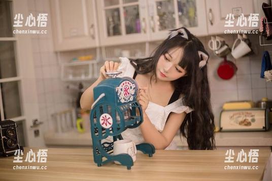哇塞，黑猫猫ovo的肥宅凌波，高清壁纸全方位直击我的心！